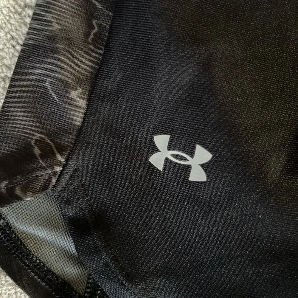 NWT Under Armour shorts - Picture 2 of 6